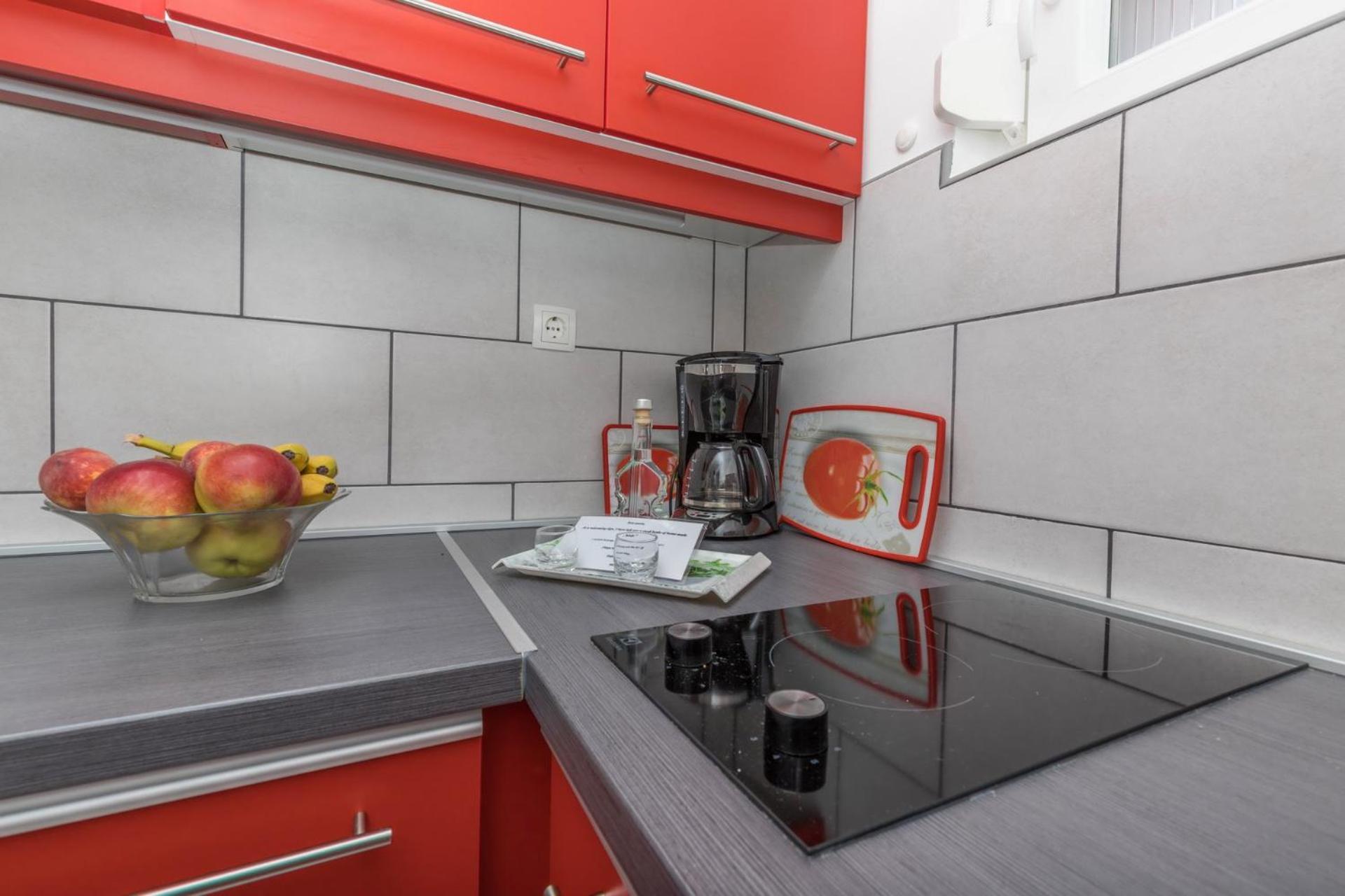 Apartments Kremenici Malinska Bagian luar foto