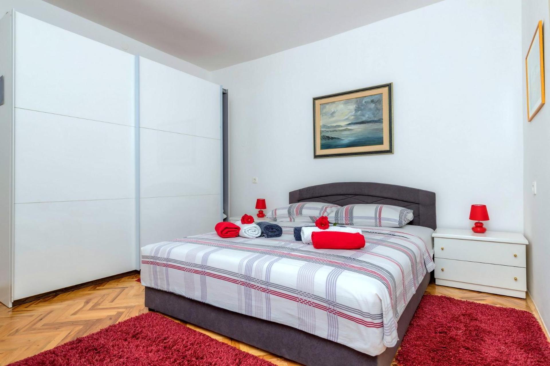 Apartments Kremenici Malinska Bagian luar foto